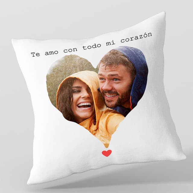 Almohadón con foto en forma de corazón